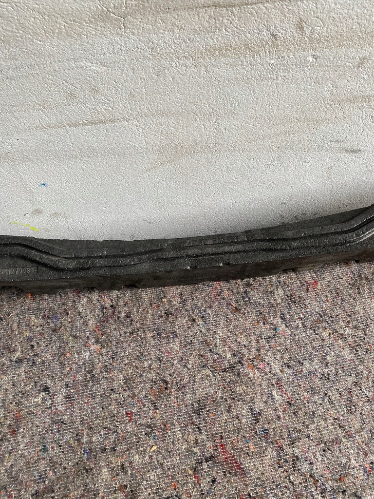 фото №10, Пена абсорбер mercedes b-klasa w247