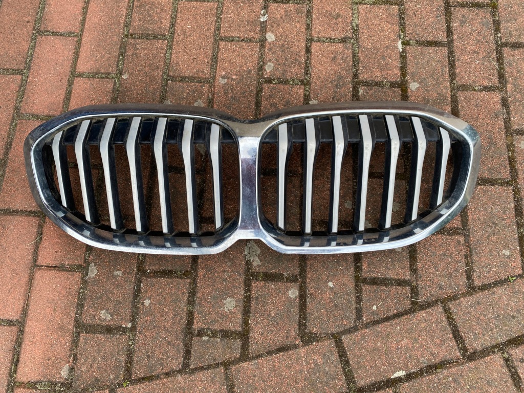 фото №1, Решётка радиатора решётка радиатора bmw 1 f40 решётки радиатора 7450957