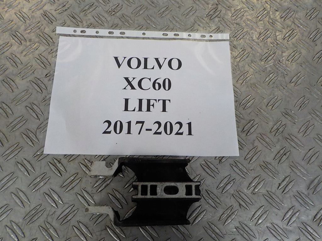 фото №1, Volvo xc60 ii 17-21 2.0 кронштейн подушка двигуна
