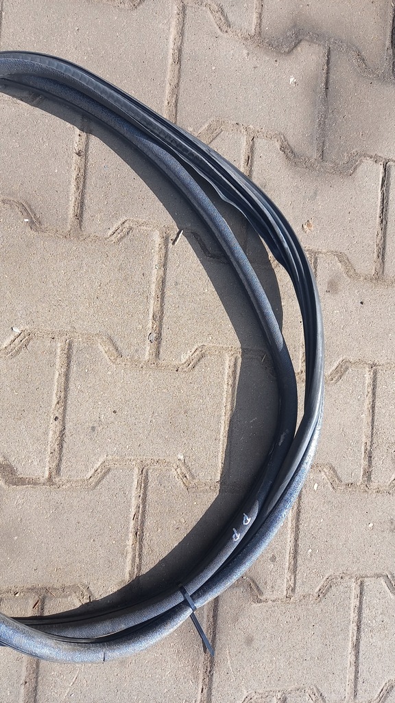 фото №2, Прокладка правая перед citroen c4 07r hb