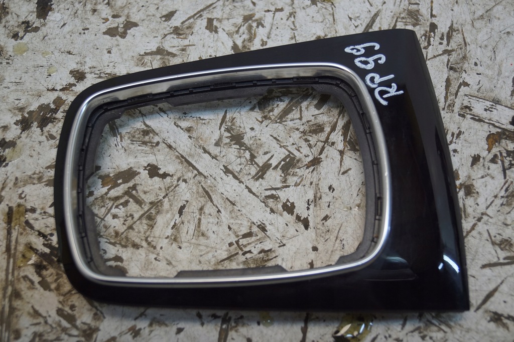 фото №4, Рамка чехол рычага переключения передач audi s3 8l 8l0864261c