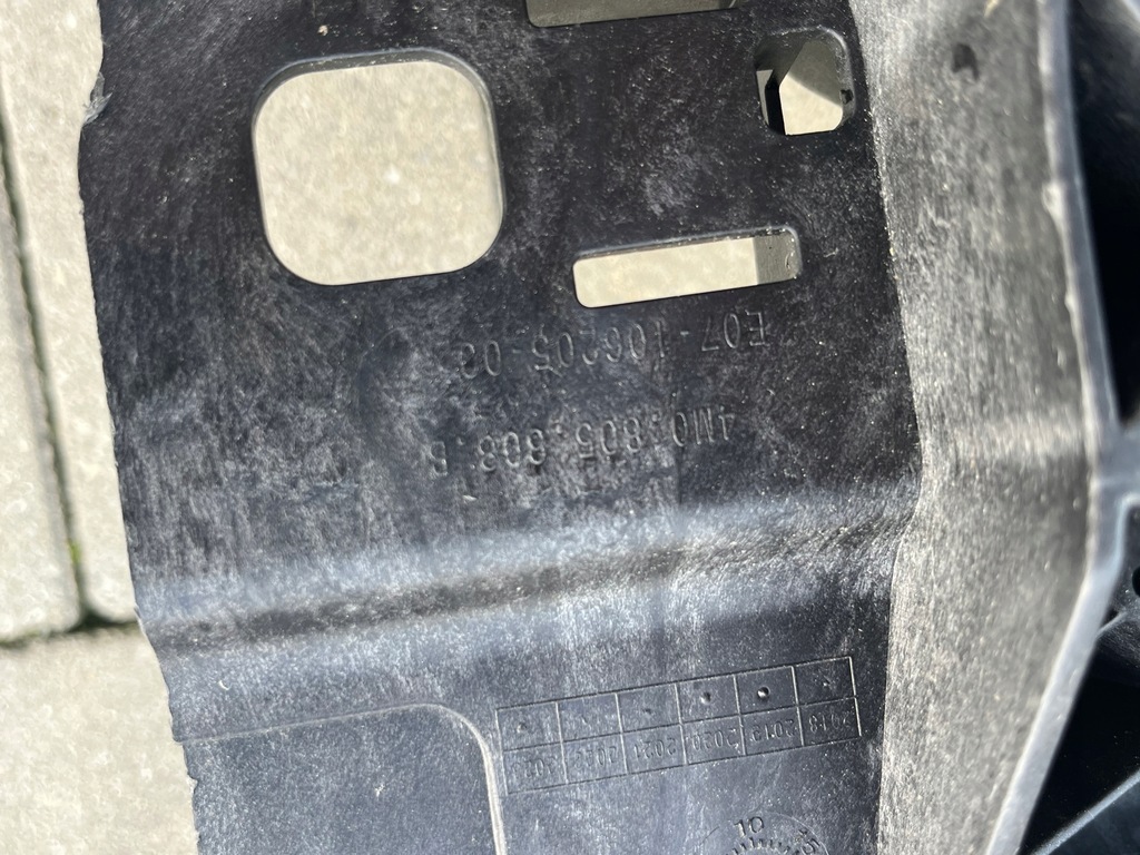 фото №7, Pas передний усилитель передний перед направляющая pod фара audi q7 sq7