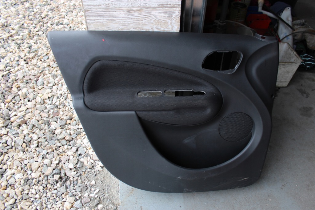 фото №1, Citroen c3 picasso обшивка дверь левый перед europa