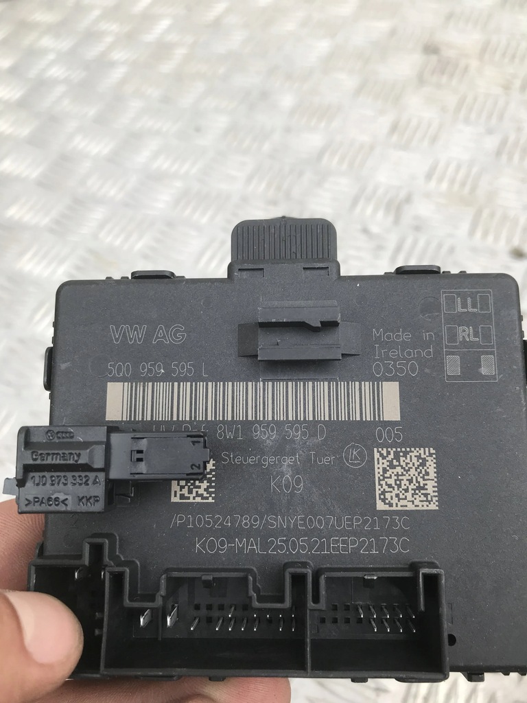 фото №1, Модуль дверь audi a3 8y 20- 5q0959595l