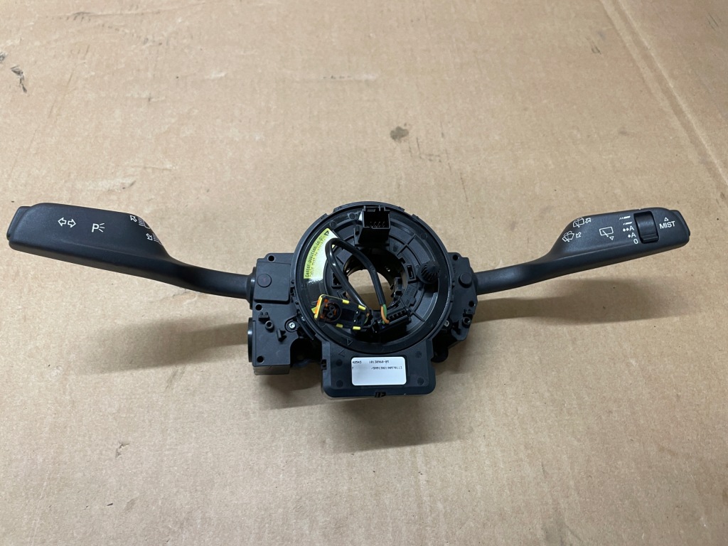 фото №1, Alfa romeo stelvio переключатель комбинированный лента 01561462750 переключатели