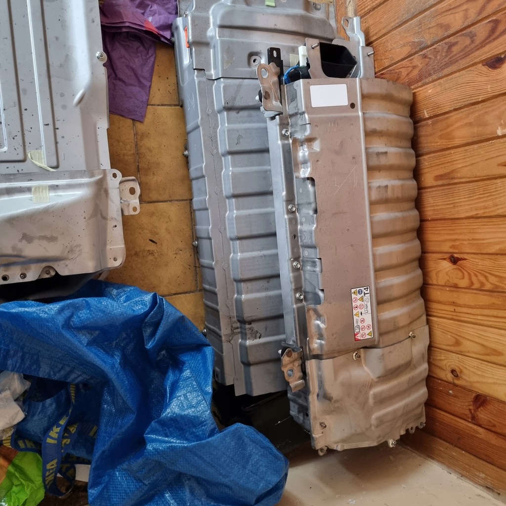 фото №1, Toyota corolla e21 lift 2024 baterja