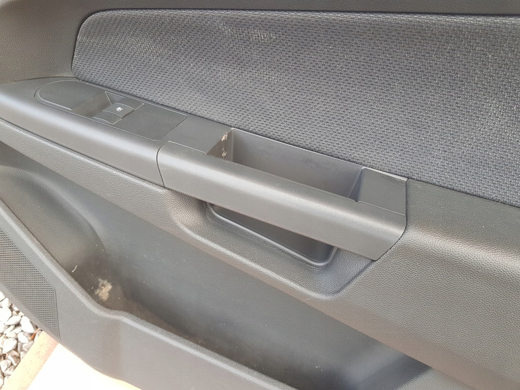 Купити Обшивка двері правий перед opel astra h 5 двері чорний матеріал європа гарний