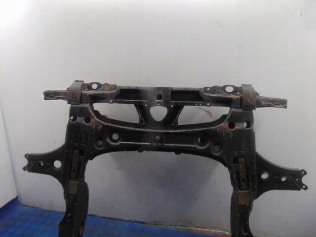 Mercedes w169 подрамник двигателя в Украине