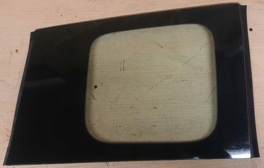 фото №1, Скло права задня кузовна mazda 5 cr 05- poznań