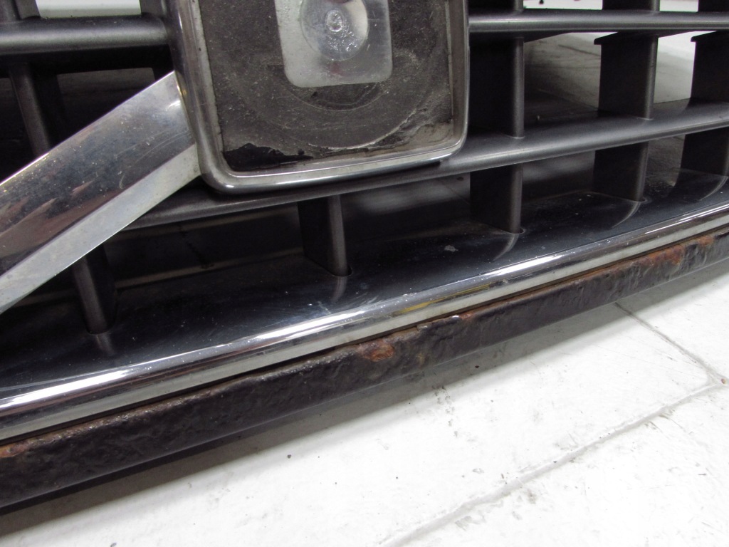 Volvo xc90 02-14 капот кришка двигуна решітка радіатора решітка  487 Недорого