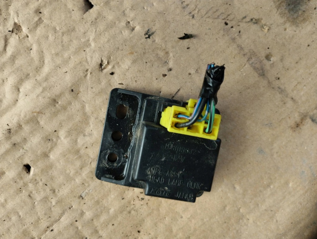 фото №1, Mitsubishi pajero реле ma809932