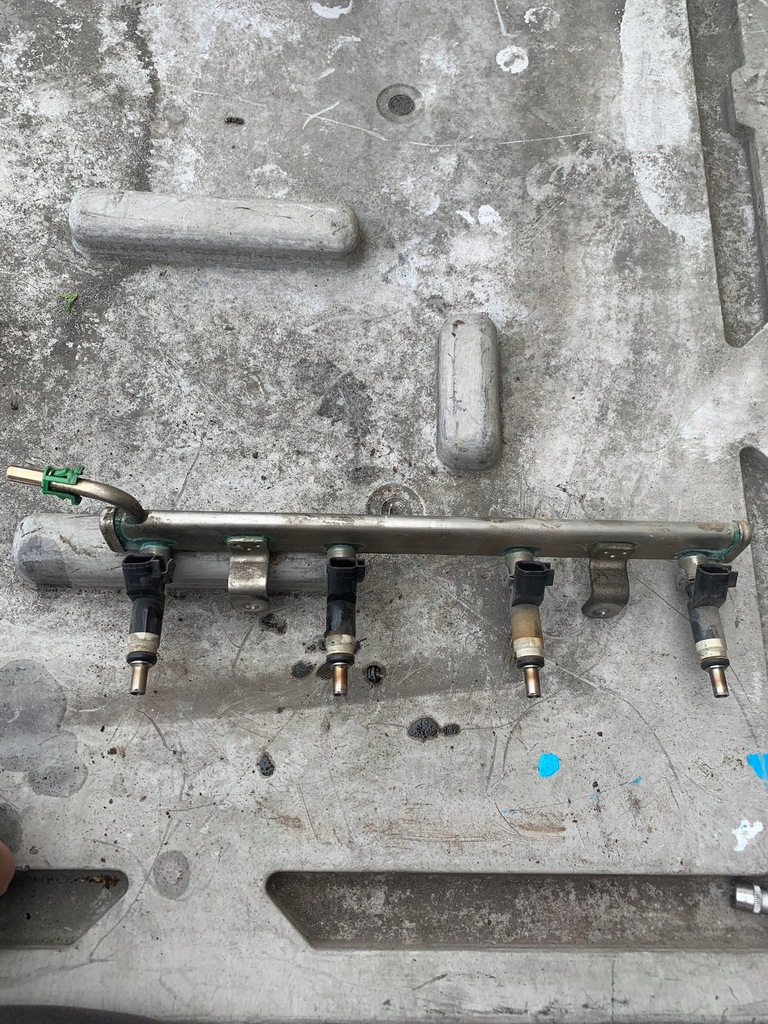 фото №6, Молдинг впрыскная форсунки dodge journey 2.4b