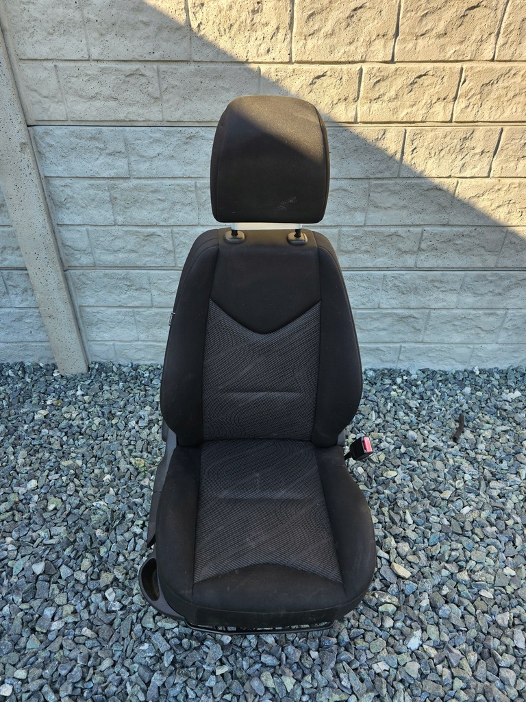 фото №1, Сиденье правый перед peugeot 3008 #1839