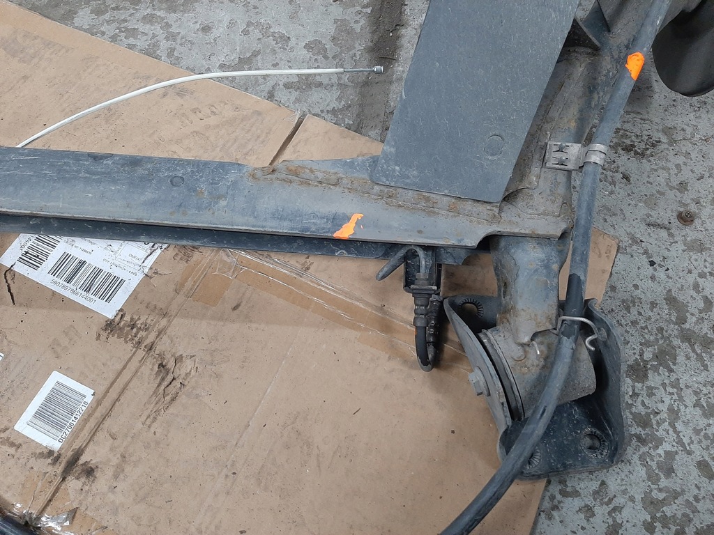 фото №13, Skoda rapid liftback 1.0tsi 18r lift балка подвеска задняя амортизаторы