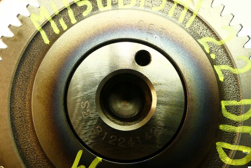 фото №8, Mitsubishi asx outlander iii 2.2 did 4n14 150 вал распределительного вала выпускной