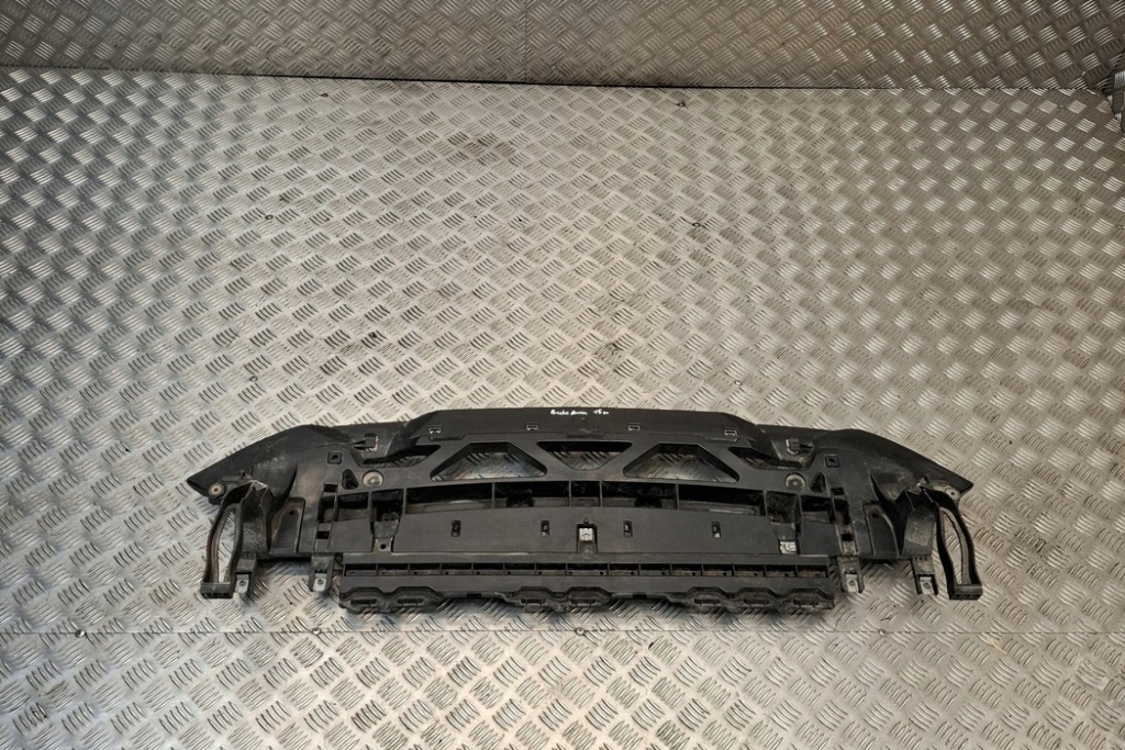 Інше частини передній бампера porsche macan 95b 95b805241 2015 Київ