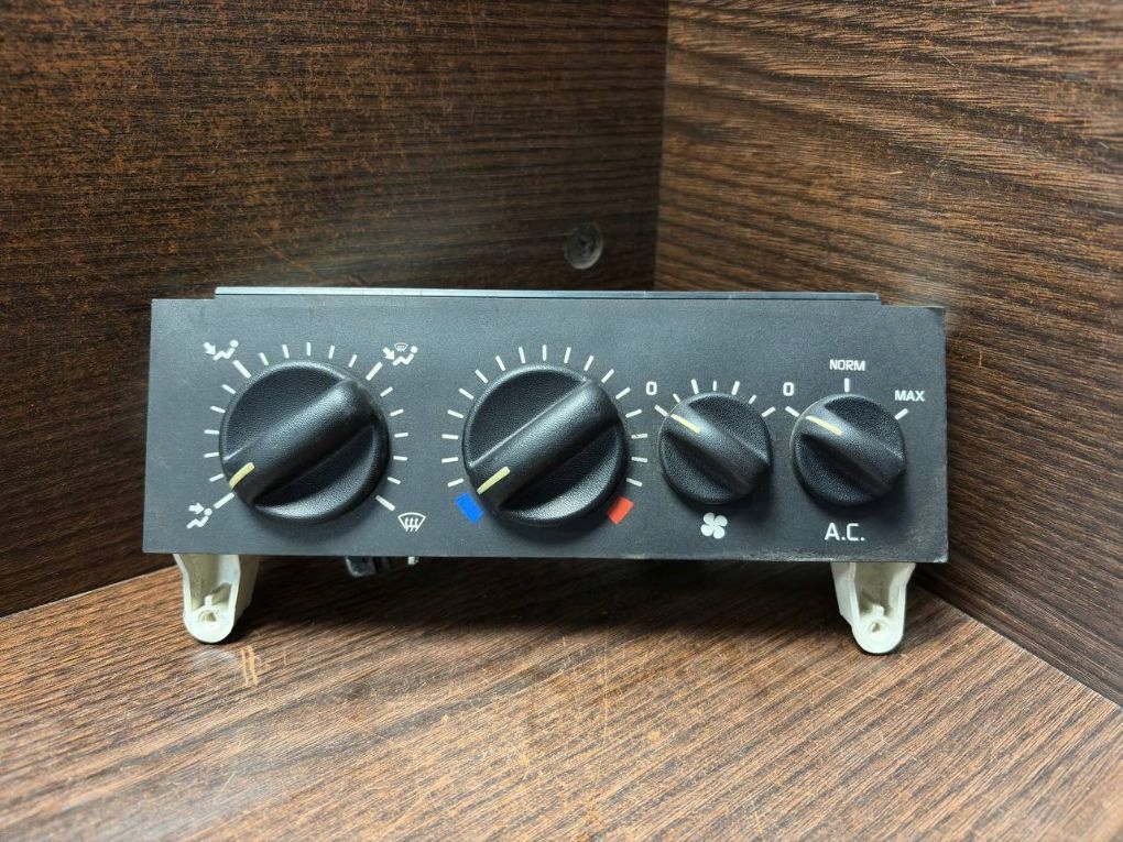 фото №1, Панель кондиціонера opel movano a 663255z