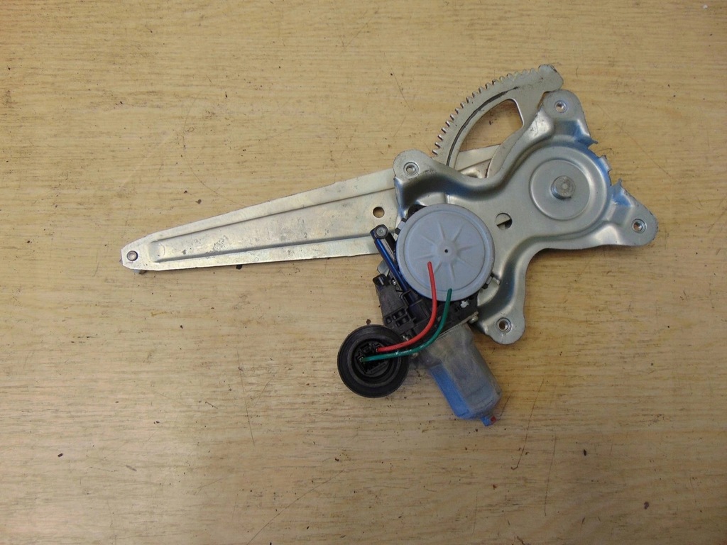 фото №1, Механізм скло правий задня toyota rav4 iii europa