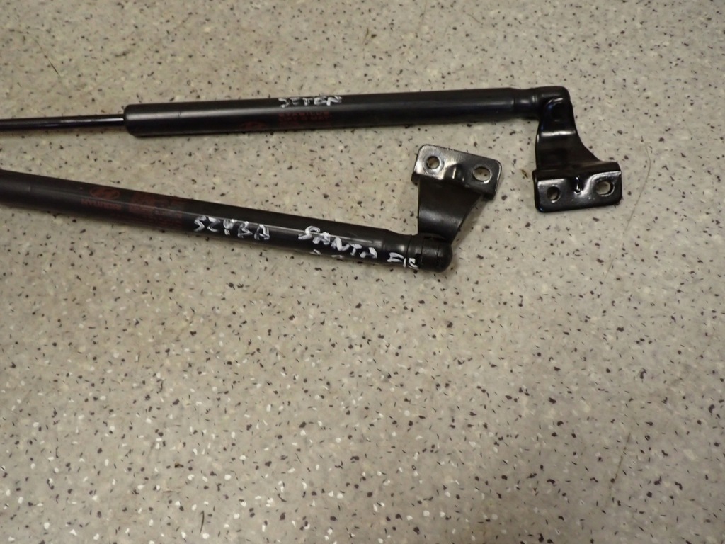 фото №6, Hyundai santa fe 01- амортизатори скло задній кришки