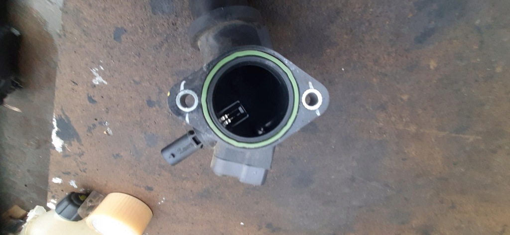 Труба шланг интеркулер 1.3 captur 1 144601599r в Украине