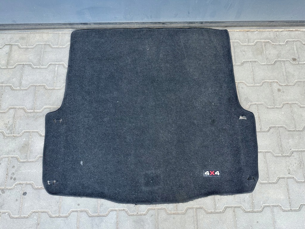 фото №1, Skoda octavia ii обшивка багажника kombi 4x4