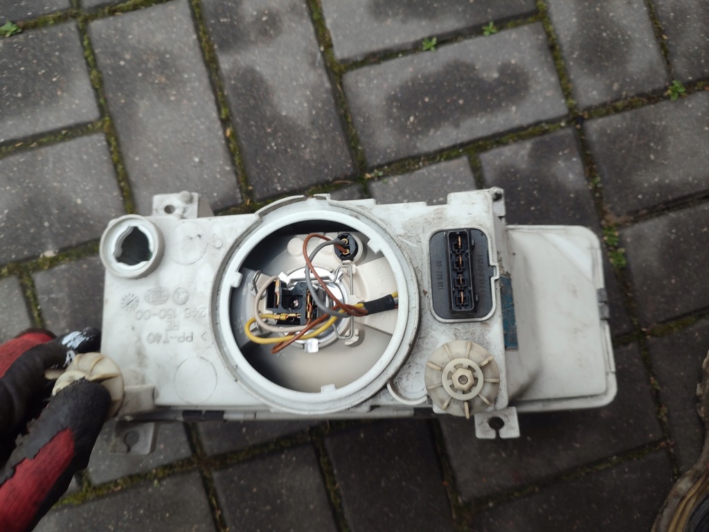 фото №8, Лампа перед права skoda felicia i 246150-00