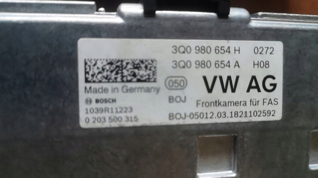 фото №1, Камера ассистент поперечина радар vw crafter 2 ii golf vii passat b8 3q0980654h