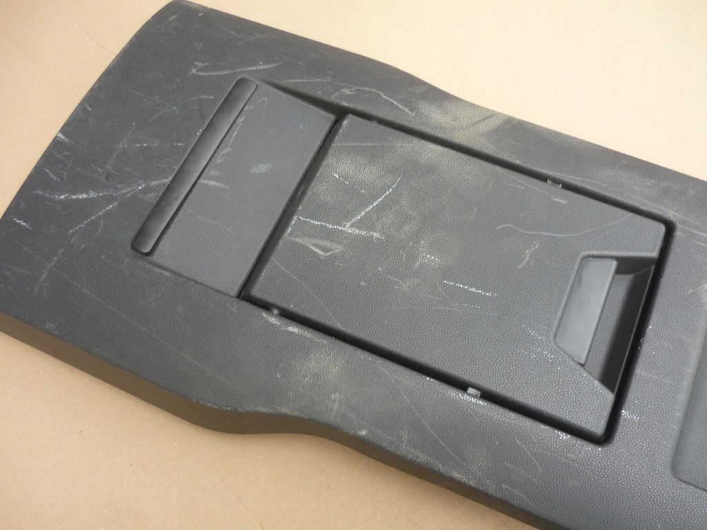 фото №10, Підлокітник + кронштейн na напої задній сидіння opel zafira b