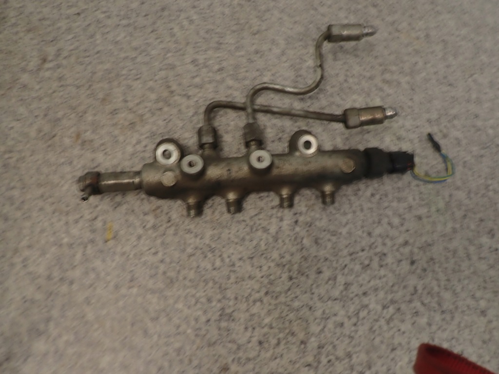 фото №7, Mazda 6 mazda mpv 05- rf5 молдинг впрыскная датчик