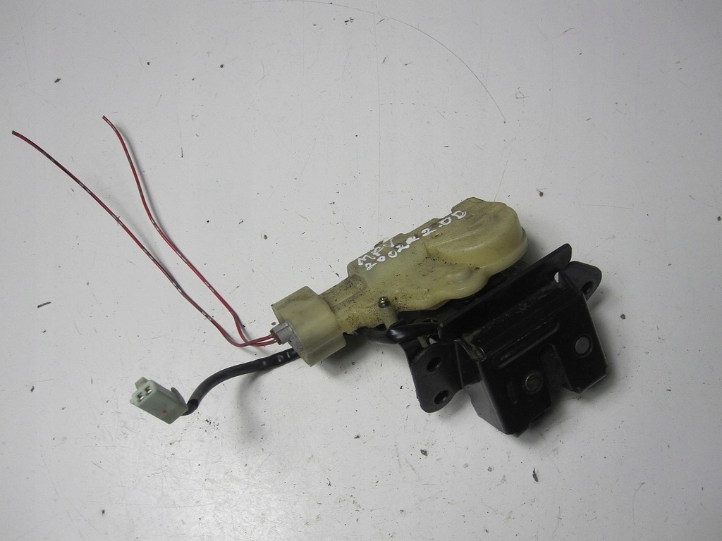 фото №1, Замок крышки задняя задний mazda mpv 02r