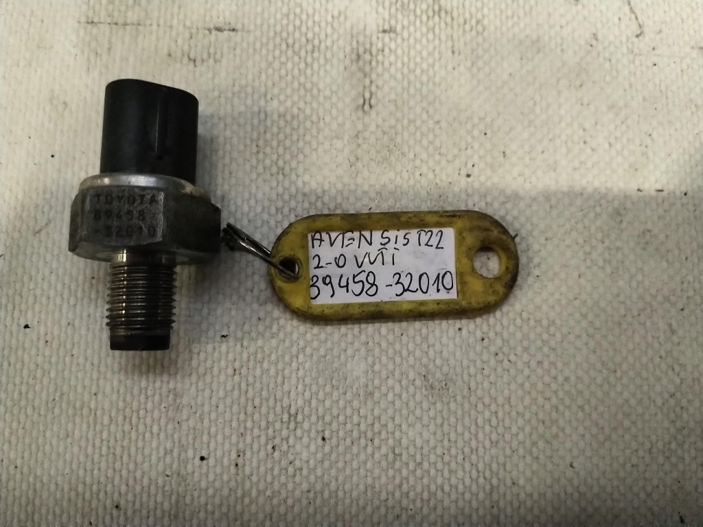 фото №1, Датчик давления топлива toyka avensis 89458-32010