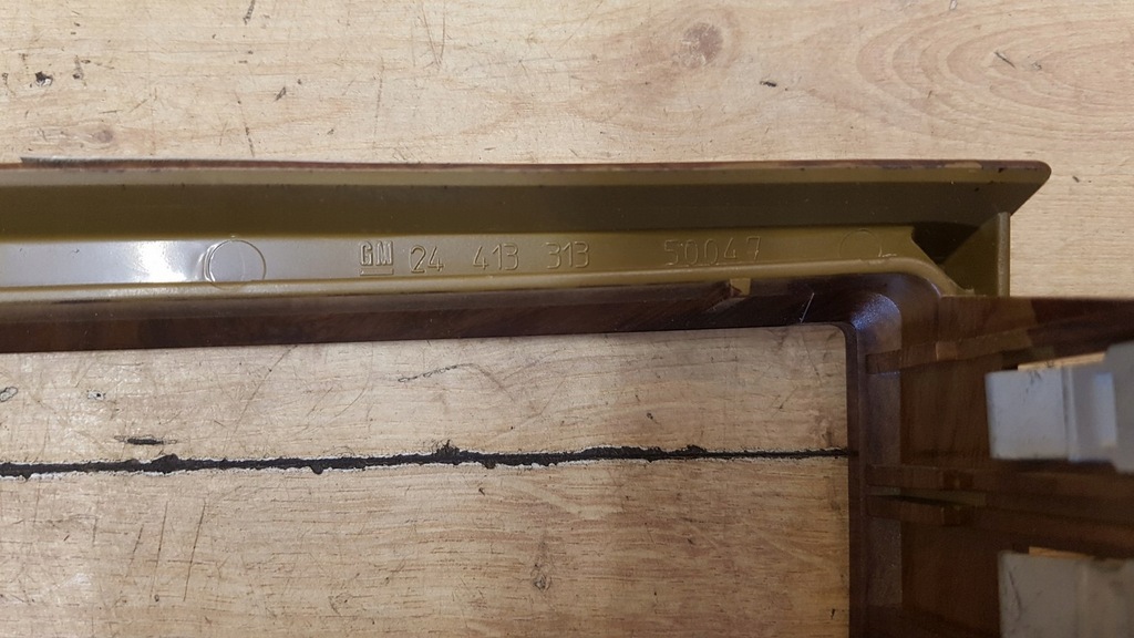 фото №3, Рамка захист радіо панелі консолі opel omega b