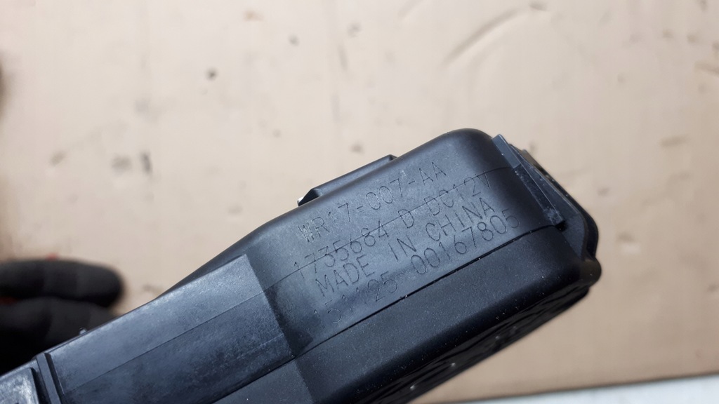 фото №11, A4 b9 8w моторчик люк панорами задня