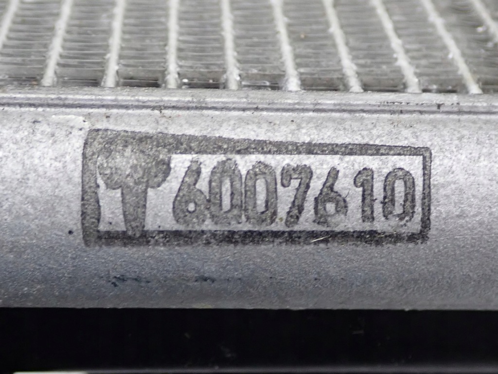 Комплект радиатор воды кондиционер вентилятор tesla s 18r Киев