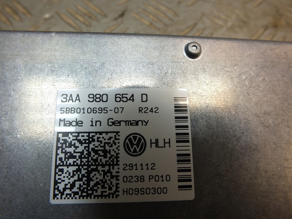 фото №3, Vw passat b7 камера ассистент поперечина движения перед 3aa980654d