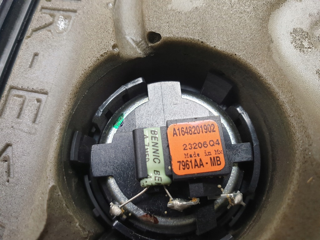 Mercedes ml w164 ліва накладка дзеркало динамік Київ