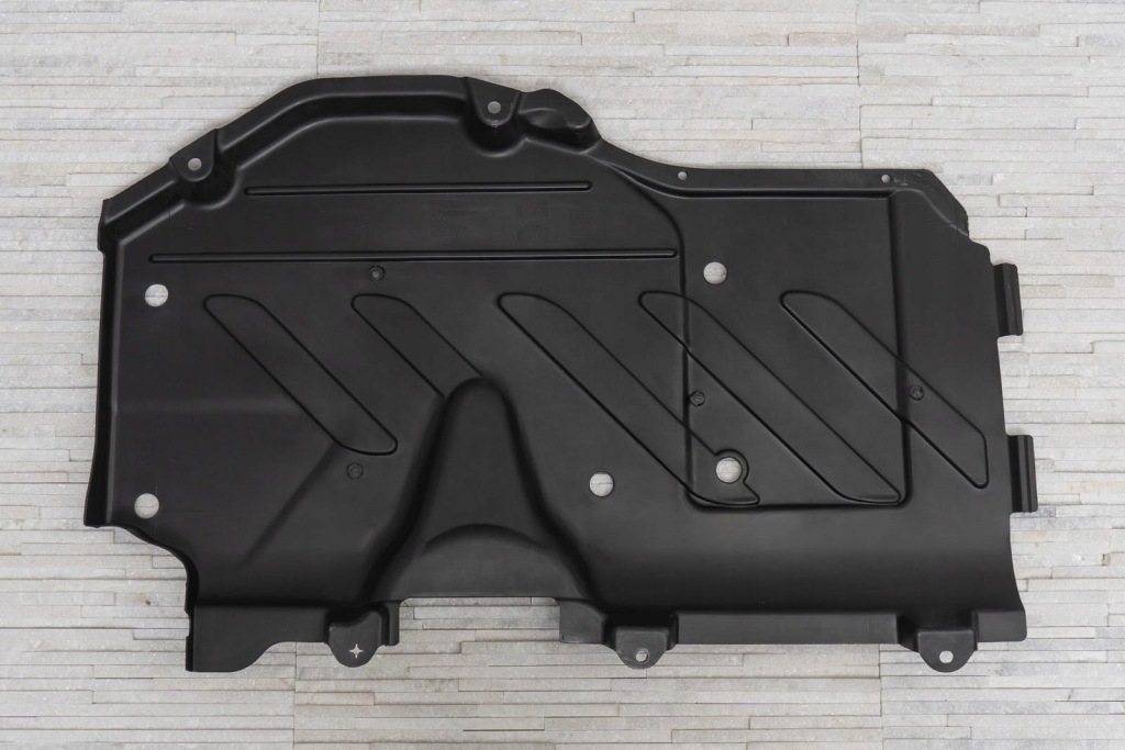 Mercedes gls x167 2020 накладка підвіска задня права a1676808503 Зі Шроту