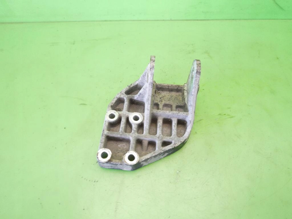 фото №1, Кронштейн кронштейн коробки kia carnival i fl 2.9 crdi