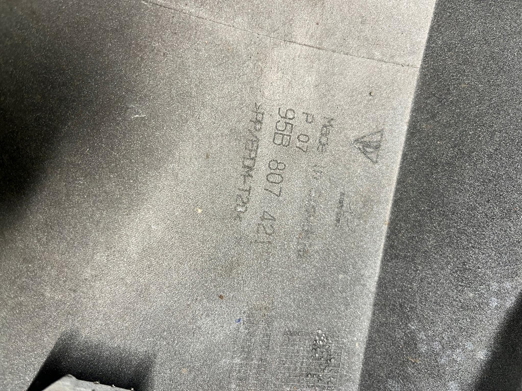 фото №9, Porsche macan 95b turbo gts 95b807421 95b807834e бампер задняя