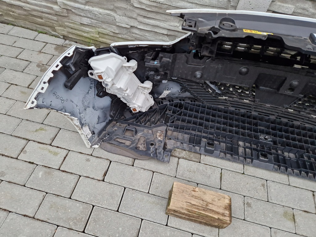 фото №15, Бампер + лампа led + pas peugeot 208 ii 2019 -