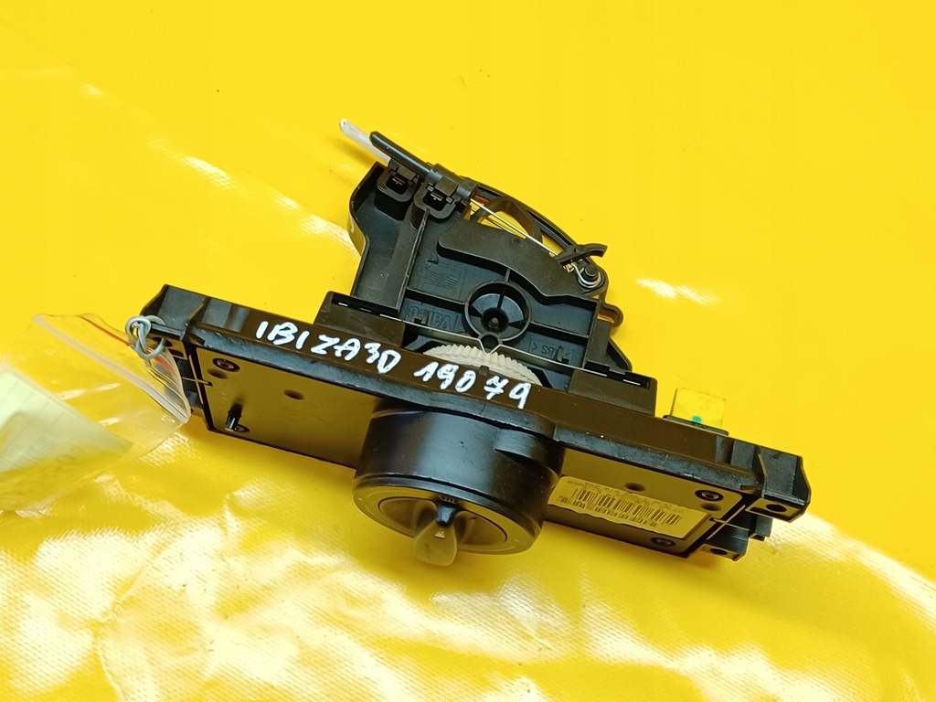 фото №8, Панель обдув seat ibiza fl 99-02r 6k0819045c