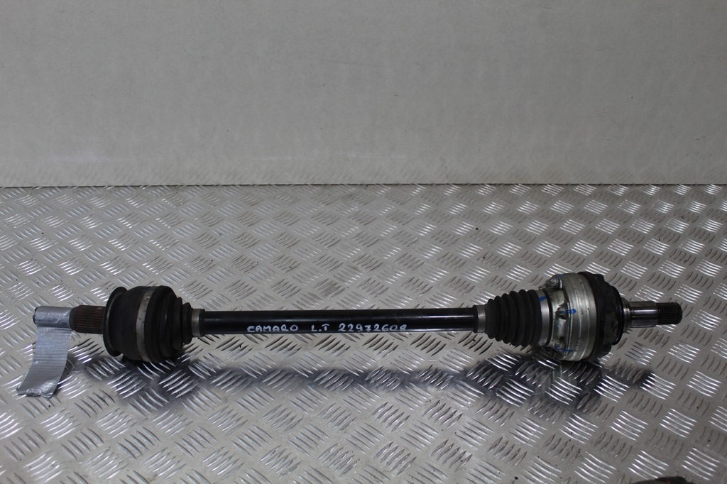 фото №1, Приводной вал левый задняя chevrolet camaro 6 vi 22972608