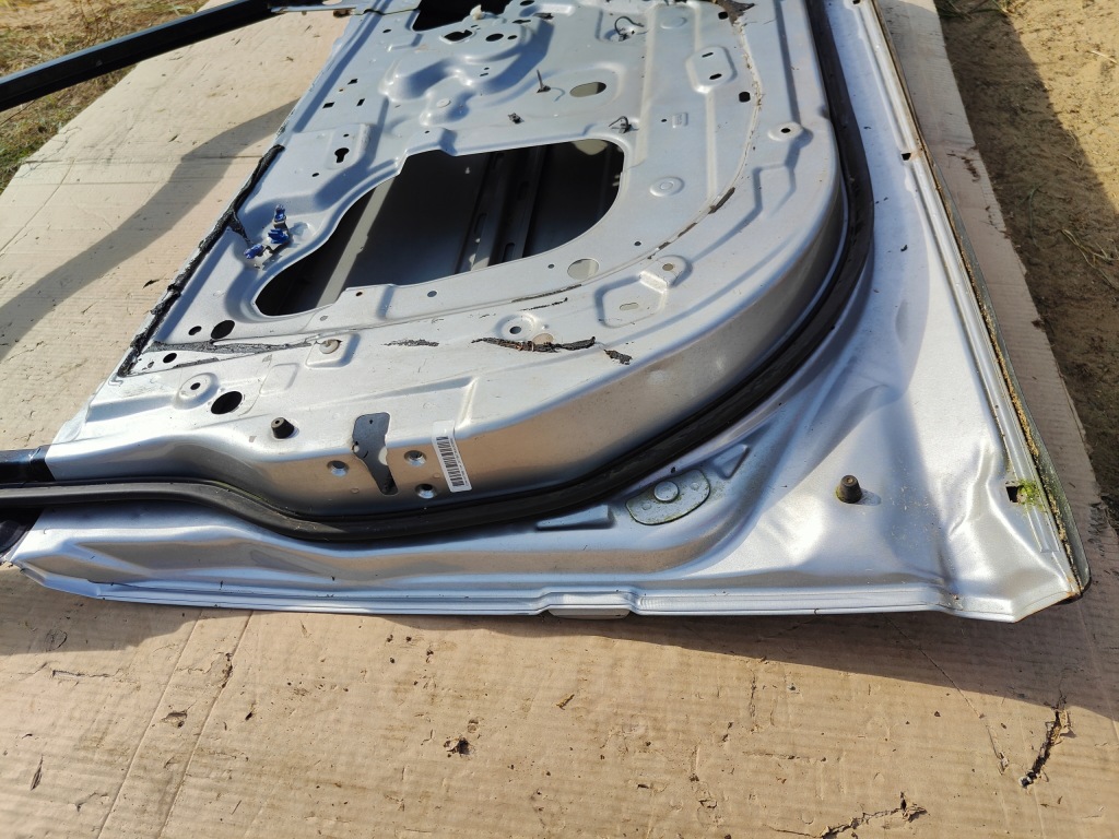 фото №8, X-trail t30 двері передні праве перед kpl kh3k