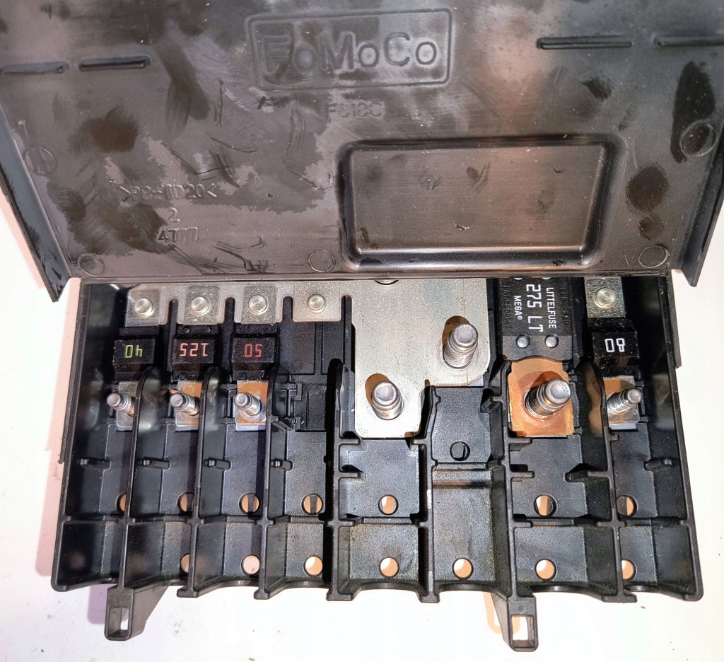 фото №10, Ford edge ii mk2 lift 18- 2.0 ecoblue tdci коробка предохранителей основание