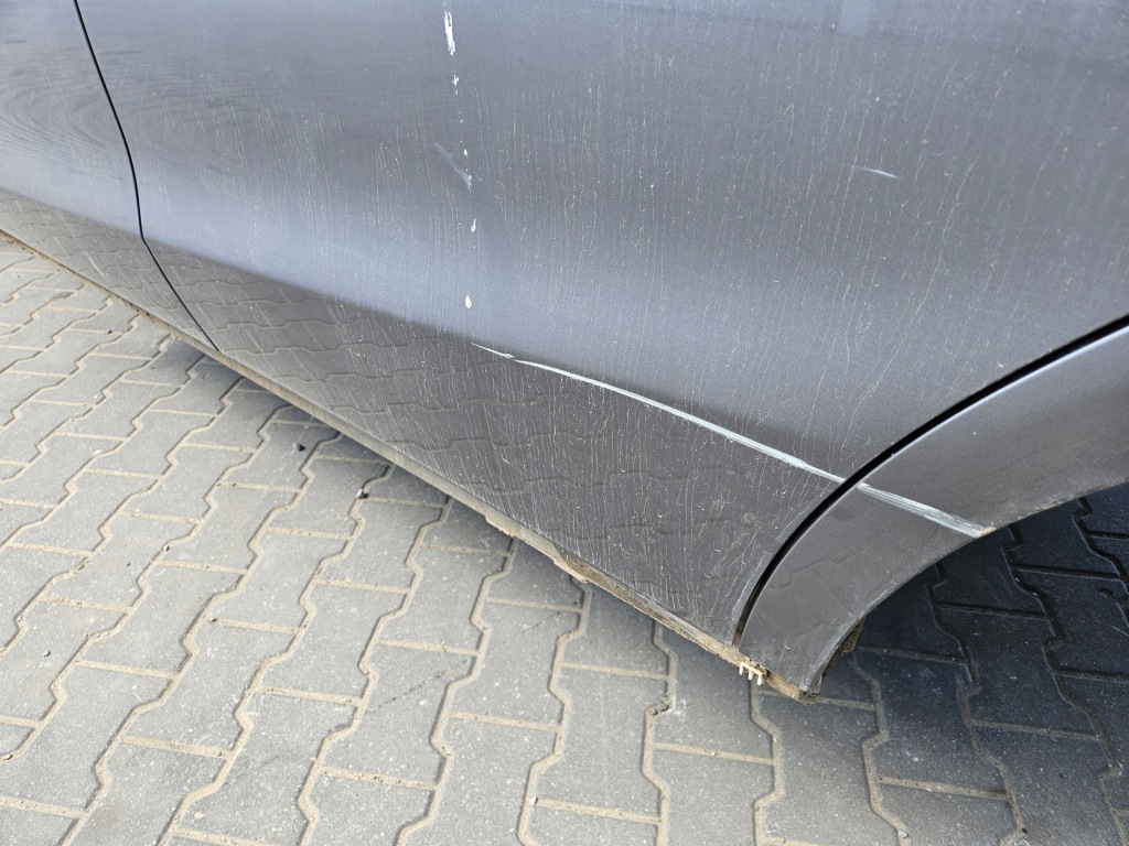 Дверь левая левая задний задние mercedes cla w117 купе lak 787 Недорого