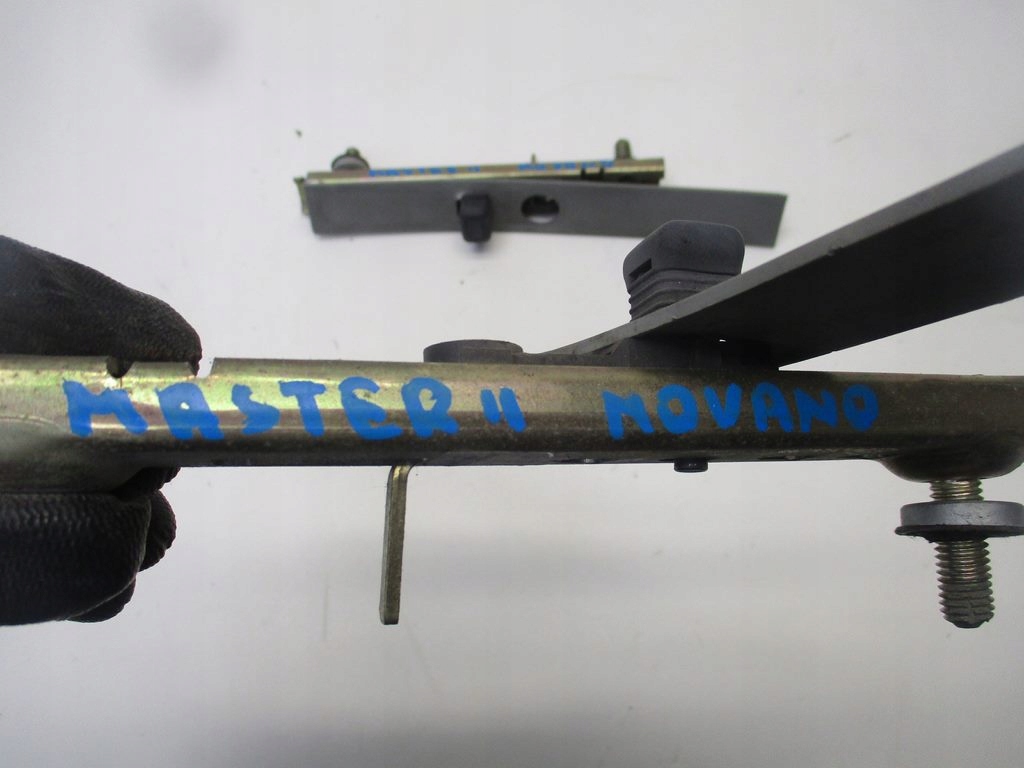 фото №3, Регулювання висоти поперечина renault master ii movano