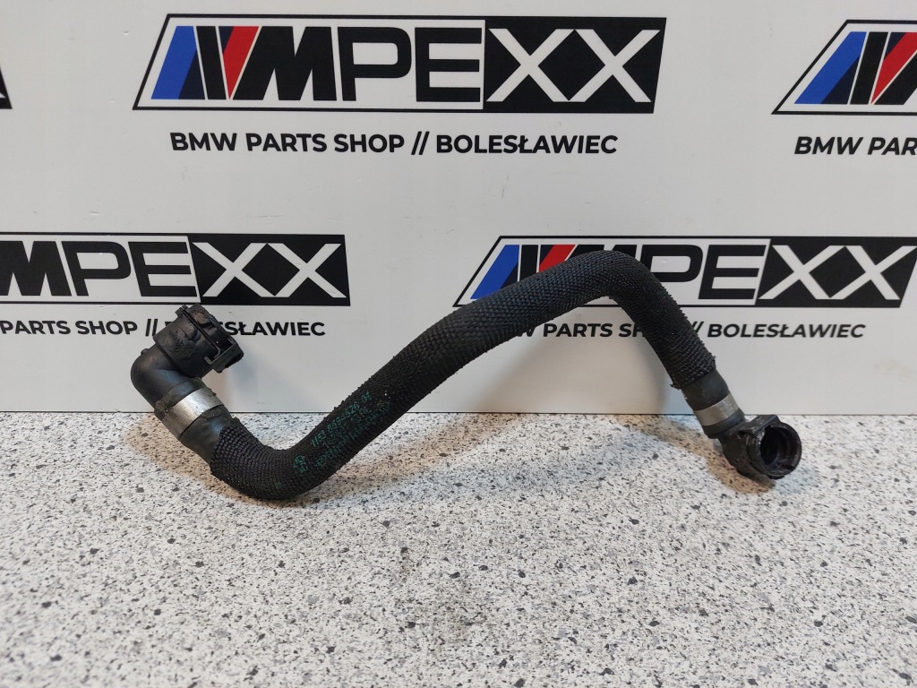 Купити Bmw g22 g23 g30 шланг труба патрубок радіатора 8594526