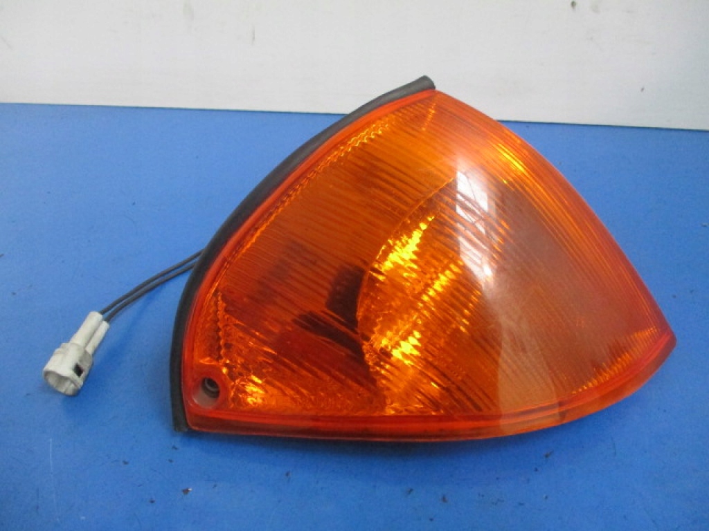 фото №1, Suzuki swift ii lift поворотник перед правый оранжевый