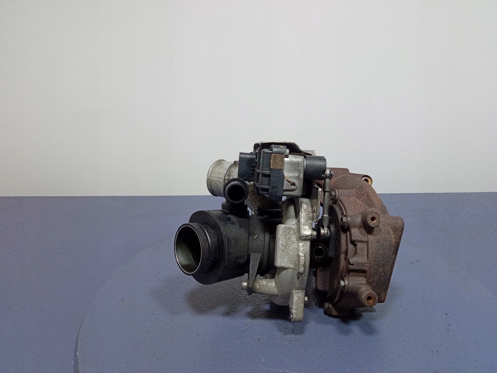 фото №1, Audi a5 8t 2.7 tdi 190 km турбонагнетатель 059145721g cgka