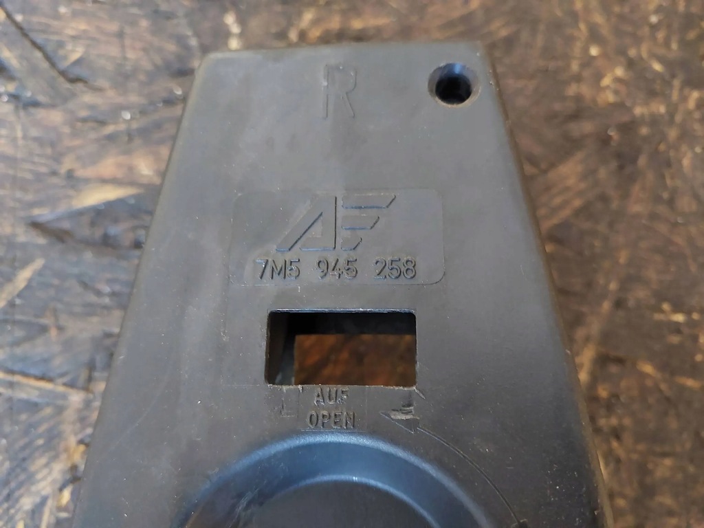 фото №7, Вкладиш лампи правий правої задня задній ford galaxy